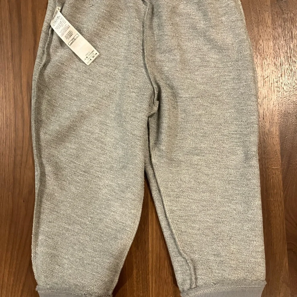 NEW! BURBERRY Boy's Sidney Equestrian Knight Printed Sweatpants - Picture 10 of 11
